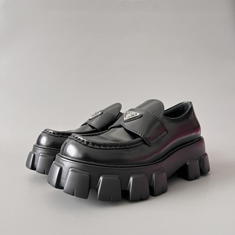repliche,replica,perfette,siti di,affidabili,migliori siti,dove comprare,1:1,scarpe da ginnastica Mocassini con plateau slip-on in pelle Monolith PRADA, da uomo, neri (A07TM) repliche,replica,perfette,siti di,affidabili,migliori siti,dove comprare,1:1,scarpe da ginnastica Mocassini con plateau slip-on in pelle Monolith PRADA, da uomo, neri (A07TM)