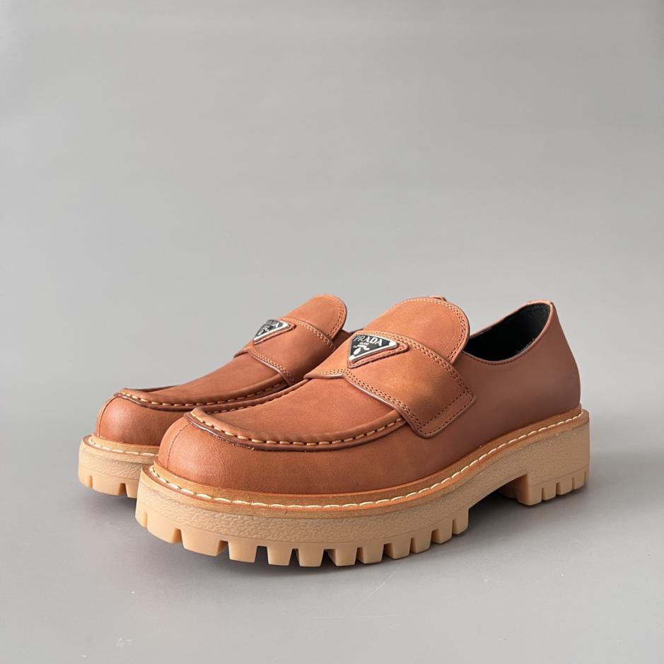 repliche,replica,perfette,siti di,affidabili,migliori siti,dove comprare,1:1,scarpe da ginnastica Mocassini slip-on in pelle con punta tonda PRADA da uomo (KUTWH) repliche,replica,perfette,siti di,affidabili,migliori siti,dove comprare,1:1,scarpe da ginnastica Mocassini slip-on in pelle con punta tonda PRADA da uomo (KUTWH)