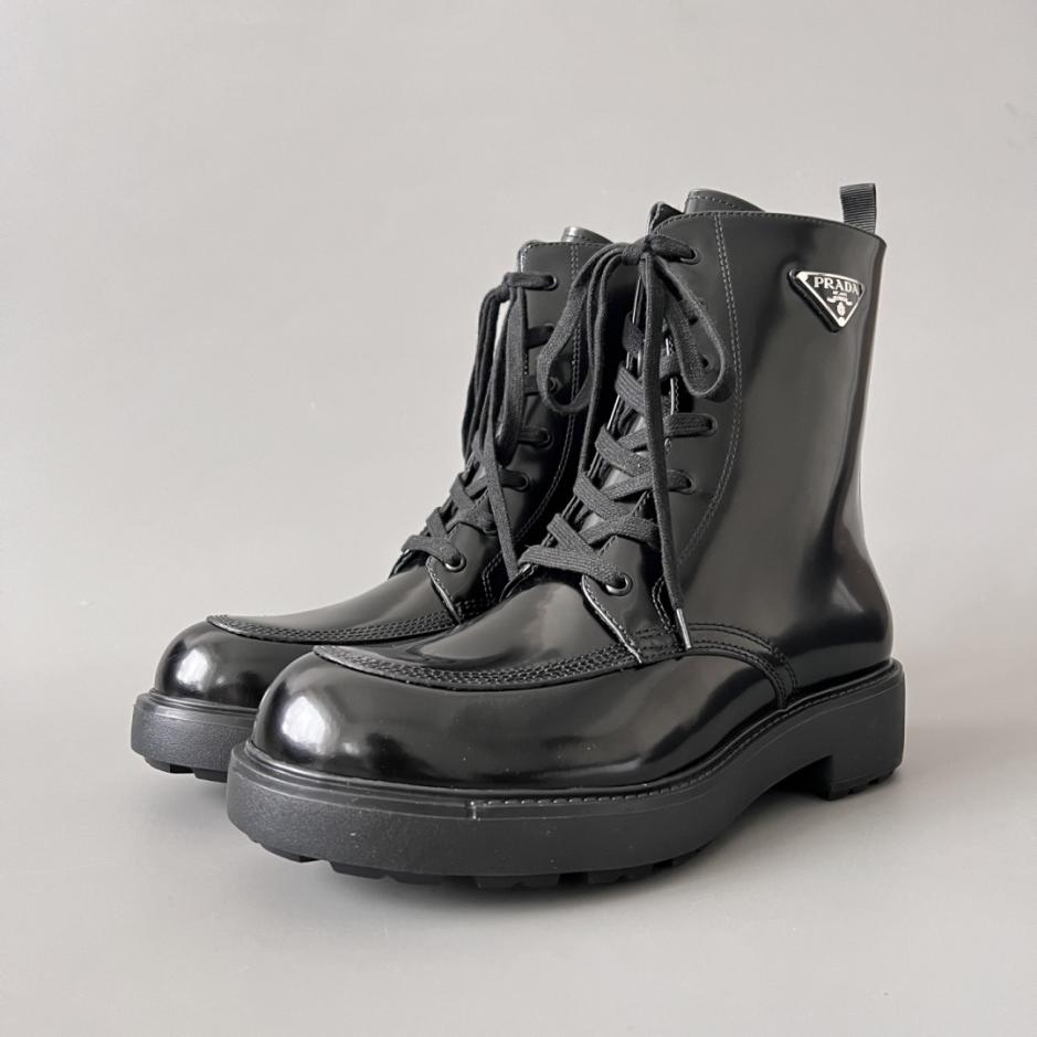 repliche,replica,perfette,siti di,affidabili,migliori siti,dove comprare,1:1,scarpe da ginnastica Stivaletti alla caviglia con lacci e punta tonda in pelle PRADA, da uomo, nero (H251C) repliche,replica,perfette,siti di,affidabili,migliori siti,dove comprare,1:1,scarpe da ginnastica Stivaletti alla caviglia con lacci e punta tonda in pelle PRADA, da uomo, nero (H251C)