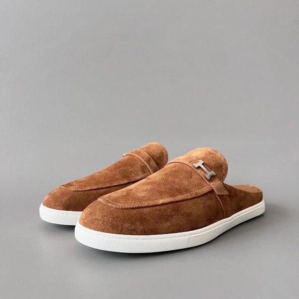 repliche,replica,perfette,siti di,affidabili,migliori siti,dove comprare,1:1,scarpe da ginnastica HERMES Likely Likely Mule slip-on in pelle di capra con punta tonda (XGAFR)