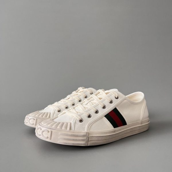repliche,replica,perfette,siti di,affidabili,migliori siti,dove comprare,1:1,scarpe da ginnastica Scarpe basse in tela con lacci e punta arrotondata GUCCI Lido, beige, da uomo (ERKBY)