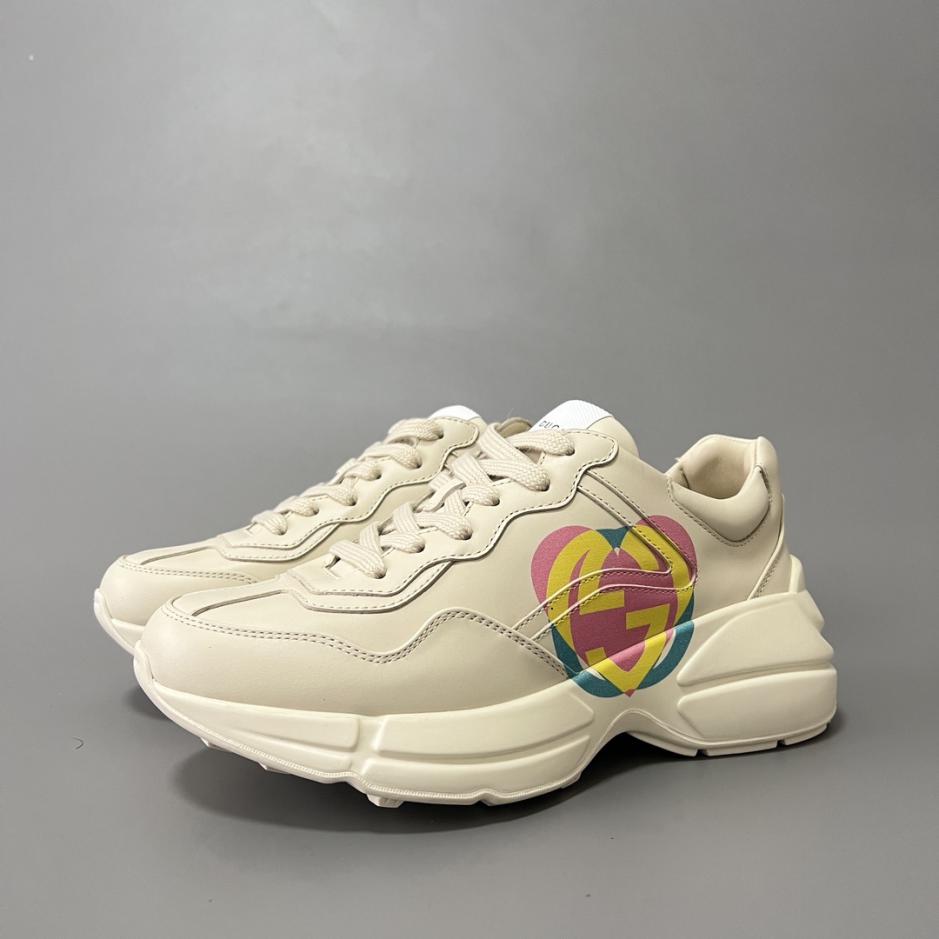 repliche,replica,perfette,siti di,affidabili,migliori siti,dove comprare,1:1,scarpe da ginnastica Collezione Gucci Rhyton. Scarpe GG a forma di cuore da donna (37FQ9) repliche,replica,perfette,siti di,affidabili,migliori siti,dove comprare,1:1,scarpe da ginnastica Collezione Gucci Rhyton. Scarpe GG a forma di cuore da donna (37FQ9)