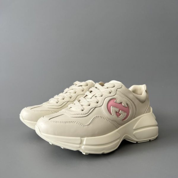 repliche,replica,perfette,siti di,affidabili,migliori siti,dove comprare,1:1,scarpe da ginnastica Collezione Gucci Rhyton. Scarpe chunky con logo retrò da donna (3QKK1)