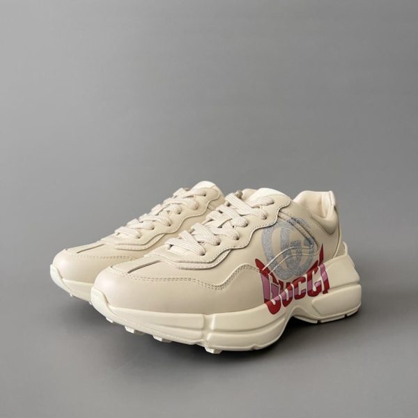 repliche,replica,perfette,siti di,affidabili,migliori siti,dove comprare,1:1,scarpe da ginnastica Collezione Gucci Rhyton. Scarpe chunky con logo retrò da donna (4BDT2)