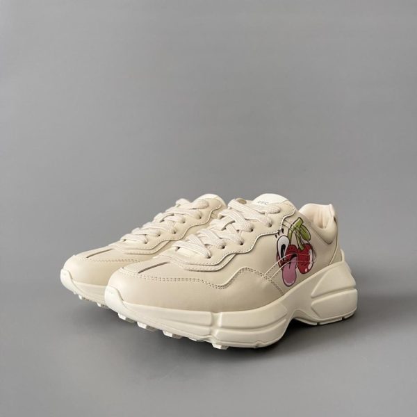 repliche,replica,perfette,siti di,affidabili,migliori siti,dove comprare,1:1,scarpe da ginnastica Collezione Gucci Rhyton. Scarpe chunky con logo retrò da donna (HN96A)