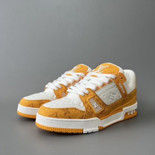 repliche,replica,perfette,siti di,affidabili,migliori siti,dove comprare,1:1,scarpe da ginnastica Louis Vuitton Trainer Low-Top Casual Sneakers, Bianco e Giallo, Uomo (ESS2G)