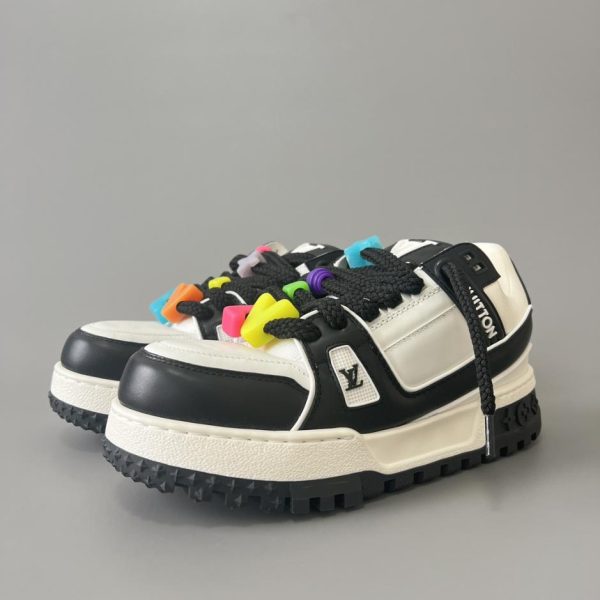 repliche,replica,perfette,siti di,affidabili,migliori siti,dove comprare,1:1,scarpe da ginnastica Louis Vuitton Trainer Maxi Low-Top Lace-Up Sneakers, Nero e Bianco, Unisex (K25C6)