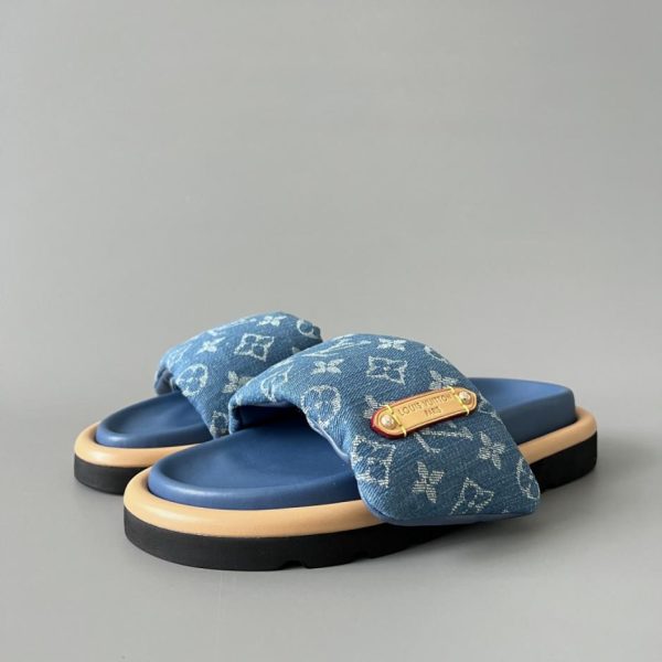 Sandali slip-on antiscivolo con punta arrotondata e tacco basso LOUIS VUITTON Pool Pillow Comfort Denim, blu (DM45D)