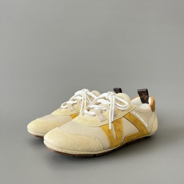 repliche,replica,perfette,siti di,affidabili,migliori siti,dove comprare,1:1,scarpe da ginnastica LOUIS VUITTON Sneakerina scarpe da ginnastica in stile tedesco, pelle di vacchetta, beige, da donna (H0B2D)