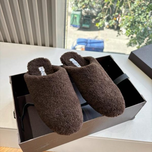 repliche,replica,perfette,siti di,affidabili,migliori siti,dove comprare,1:1,scarpe da ginnastica G241 ALAIA Scarpe in lana d’agnello autunno/inverno (IAGJM)