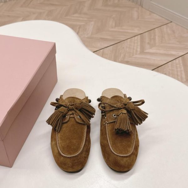 repliche,replica,perfette,siti di,affidabili,migliori siti,dove comprare,1:1,scarpe da ginnastica Mocassini/pantofole Miu Miu autunno/inverno con nappe e perline in stile vintage (YYOSF)