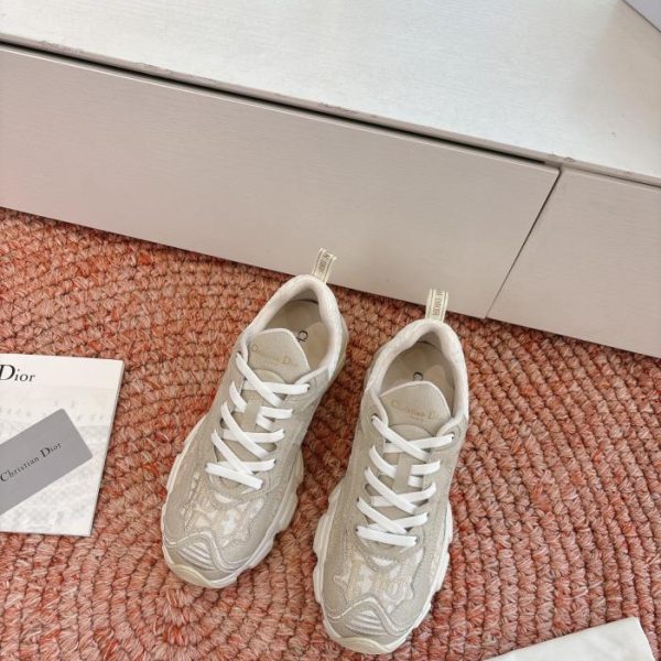 G0133C'est Dior New Color Casual Sneakers (8BWRI)
