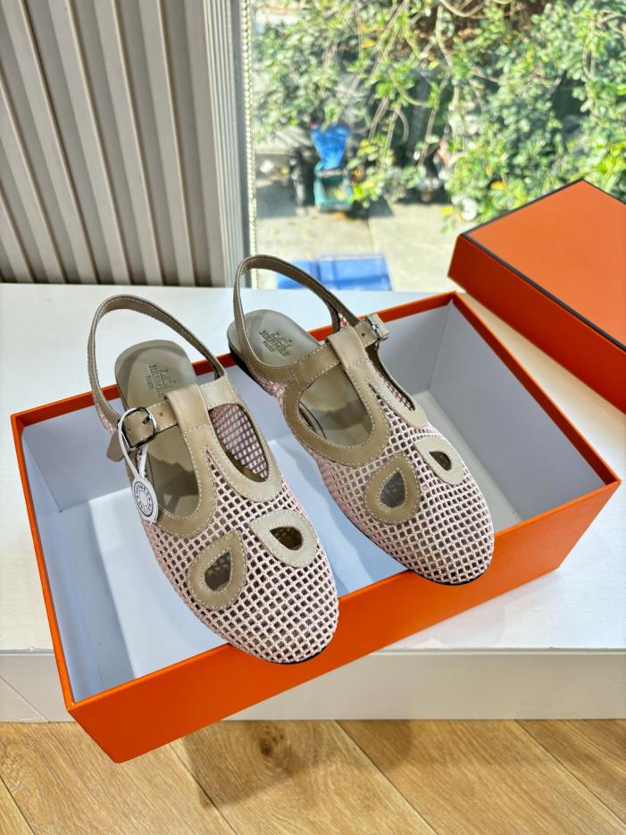 repliche,replica,perfette,siti di,affidabili,migliori siti,dove comprare,1:1,scarpe da ginnastica I nuovi sandali piatti con punta di maiale traforata in rete di Hermès (UXQSF) repliche,replica,perfette,siti di,affidabili,migliori siti,dove comprare,1:1,scarpe da ginnastica I nuovi sandali piatti con punta di maiale traforata in rete di Hermès (UXQSF)