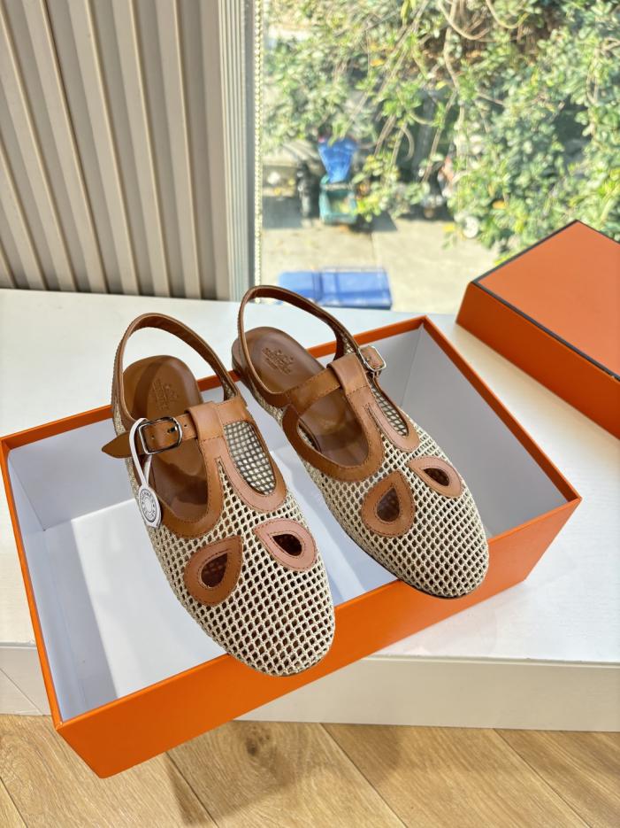 repliche,replica,perfette,siti di,affidabili,migliori siti,dove comprare,1:1,scarpe da ginnastica I nuovi sandali piatti con punta di maiale traforata in rete di Hermès (YZIIN) repliche,replica,perfette,siti di,affidabili,migliori siti,dove comprare,1:1,scarpe da ginnastica I nuovi sandali piatti con punta di maiale traforata in rete di Hermès (YZIIN)