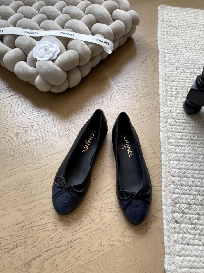 repliche,replica,perfette,siti di,affidabili,migliori siti,dove comprare,1:1,scarpe da ginnastica Ballerine Chanel in una nuova colorazione (S0QVF) repliche,replica,perfette,siti di,affidabili,migliori siti,dove comprare,1:1,scarpe da ginnastica Ballerine Chanel in una nuova colorazione (S0QVF)