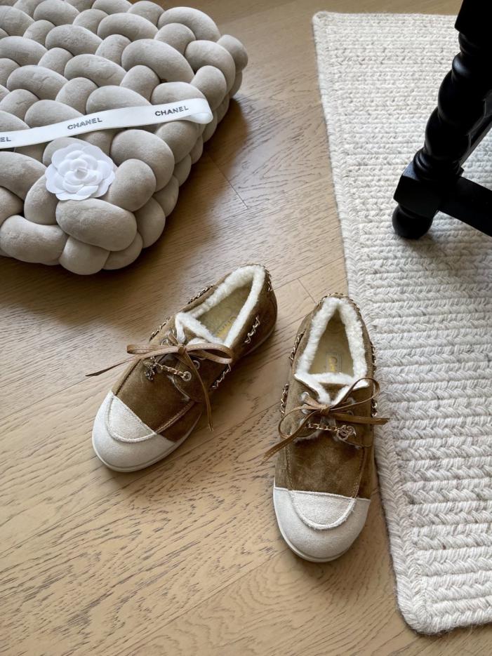 repliche,replica,perfette,siti di,affidabili,migliori siti,dove comprare,1:1,scarpe da ginnastica Le nuove scarpe casual con catena di Chanel, versione top di gamma (Y8IQ1) repliche,replica,perfette,siti di,affidabili,migliori siti,dove comprare,1:1,scarpe da ginnastica Le nuove scarpe casual con catena di Chanel, versione top di gamma (Y8IQ1)
