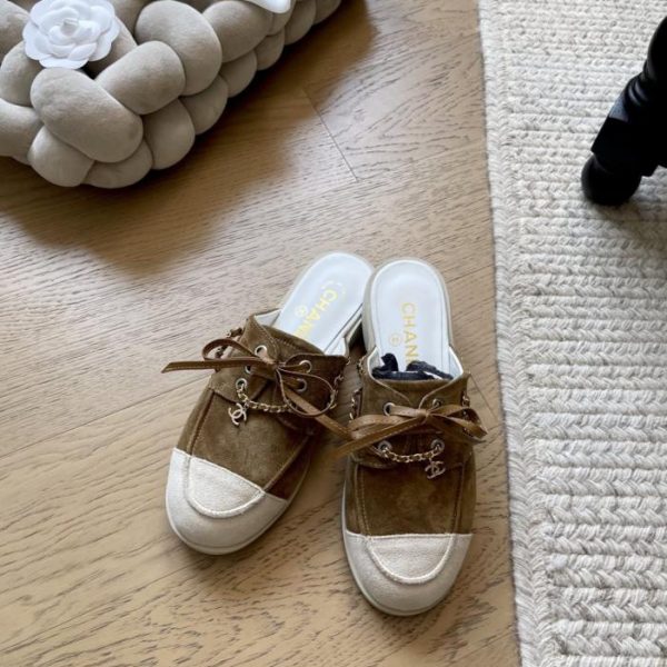 repliche,replica,perfette,siti di,affidabili,migliori siti,dove comprare,1:1,scarpe da ginnastica Le nuove scarpe casual con catena di Chanel, versione top di gamma (F1CG0)