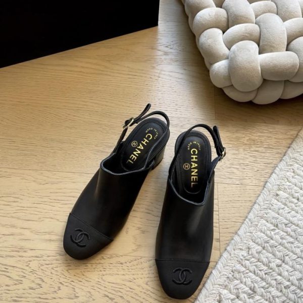 repliche,replica,perfette,siti di,affidabili,migliori siti,dove comprare,1:1,scarpe da ginnastica I nuovi sandali con tacco alto di Chanel, versione top di gamma (BY205)