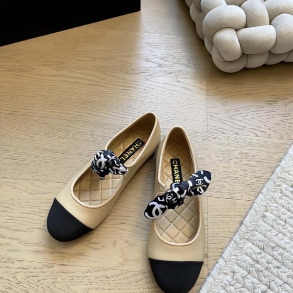 repliche,replica,perfette,siti di,affidabili,migliori siti,dove comprare,1:1,scarpe da ginnastica Le nuove scarpe Mary Jane di Chanel, versione top di gamma (OQW5Y)