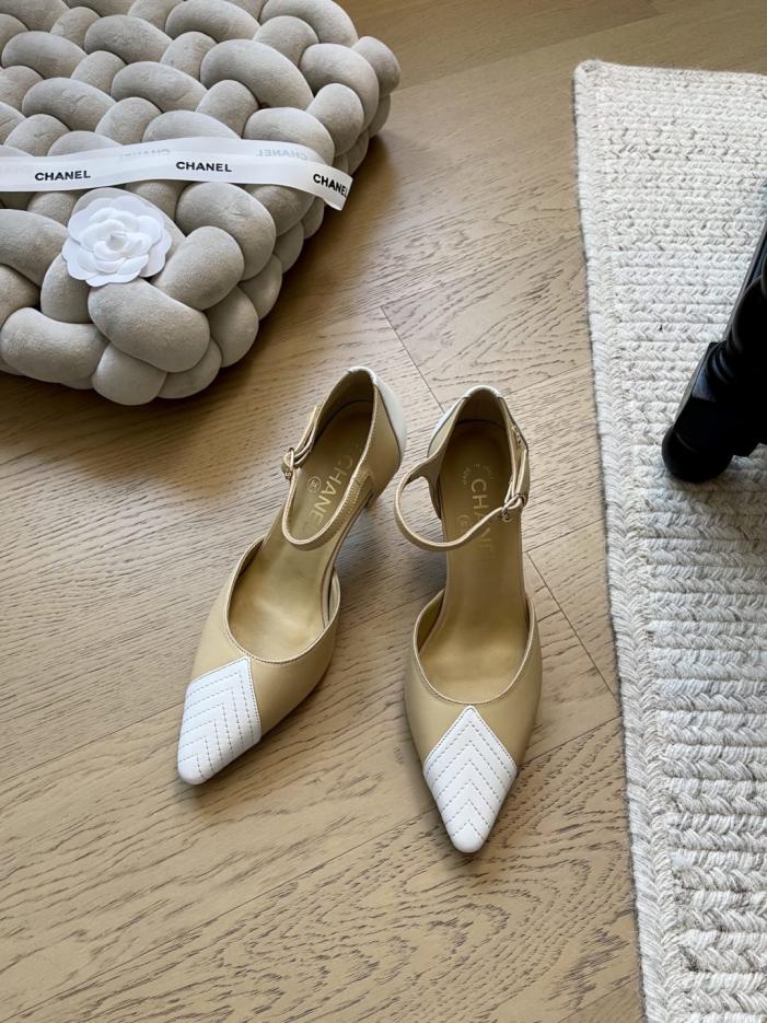repliche,replica,perfette,siti di,affidabili,migliori siti,dove comprare,1:1,scarpe da ginnastica Scarpe con tacco alto Chanel Early Spring Collection, versione di alta gamma (JXLKH) repliche,replica,perfette,siti di,affidabili,migliori siti,dove comprare,1:1,scarpe da ginnastica Scarpe con tacco alto Chanel Early Spring Collection, versione di alta gamma (JXLKH)
