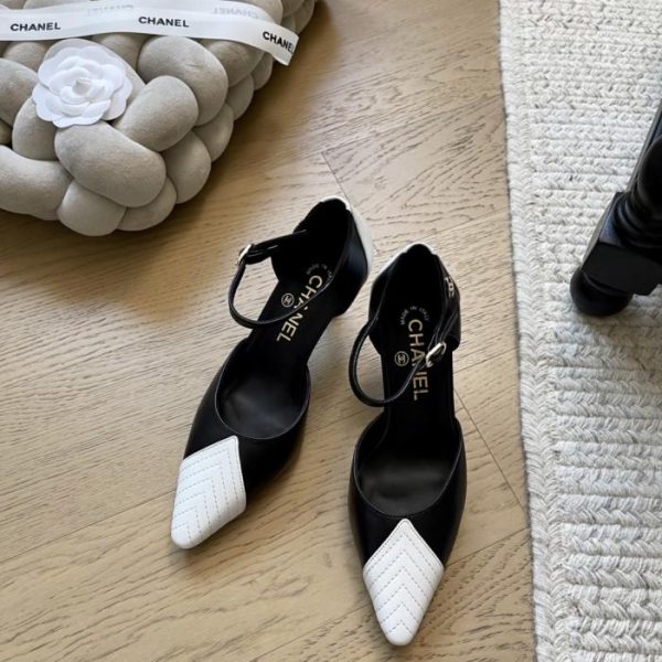 repliche,replica,perfette,siti di,affidabili,migliori siti,dove comprare,1:1,scarpe da ginnastica Scarpe con tacco alto Chanel Early Spring Collection, versione di fascia alta (OVW5Y)