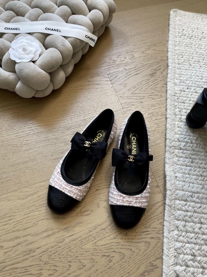 repliche,replica,perfette,siti di,affidabili,migliori siti,dove comprare,1:1,scarpe da ginnastica Le nuove ballerine con motivo a farfalla di Chanel, versione top di gamma (FZAF6) repliche,replica,perfette,siti di,affidabili,migliori siti,dove comprare,1:1,scarpe da ginnastica Le nuove ballerine con motivo a farfalla di Chanel, versione top di gamma (FZAF6)