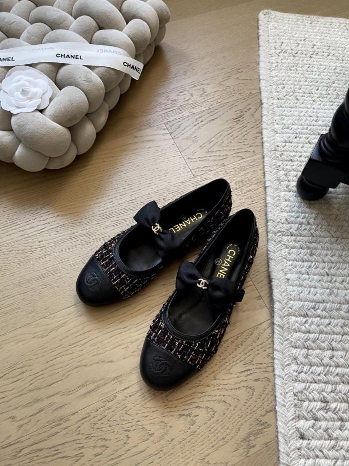 repliche,replica,perfette,siti di,affidabili,migliori siti,dove comprare,1:1,scarpe da ginnastica Le nuove ballerine con motivo a farfalla di Chanel, versione top di gamma (JH98W) repliche,replica,perfette,siti di,affidabili,migliori siti,dove comprare,1:1,scarpe da ginnastica Le nuove ballerine con motivo a farfalla di Chanel, versione top di gamma (JH98W)