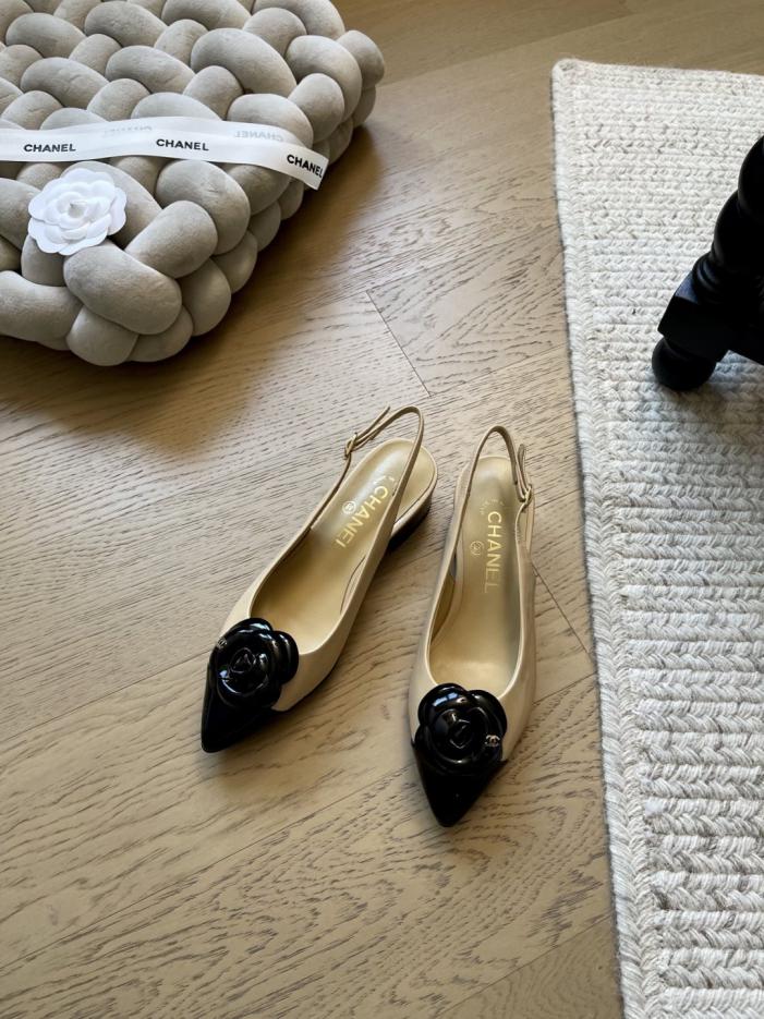 repliche,replica,perfette,siti di,affidabili,migliori siti,dove comprare,1:1,scarpe da ginnastica Nuove scarpe con tacco grosso Chanel Camellia, versione di alta gamma (NC9CU) repliche,replica,perfette,siti di,affidabili,migliori siti,dove comprare,1:1,scarpe da ginnastica Nuove scarpe con tacco grosso Chanel Camellia, versione di alta gamma (NC9CU)