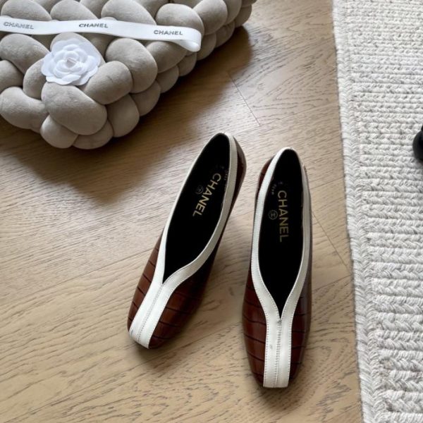 repliche,replica,perfette,siti di,affidabili,migliori siti,dove comprare,1:1,scarpe da ginnastica Le nuove scarpe con tacco alto in coccodrillo goffrato di Chanel, versione top di gamma (XV7W7)