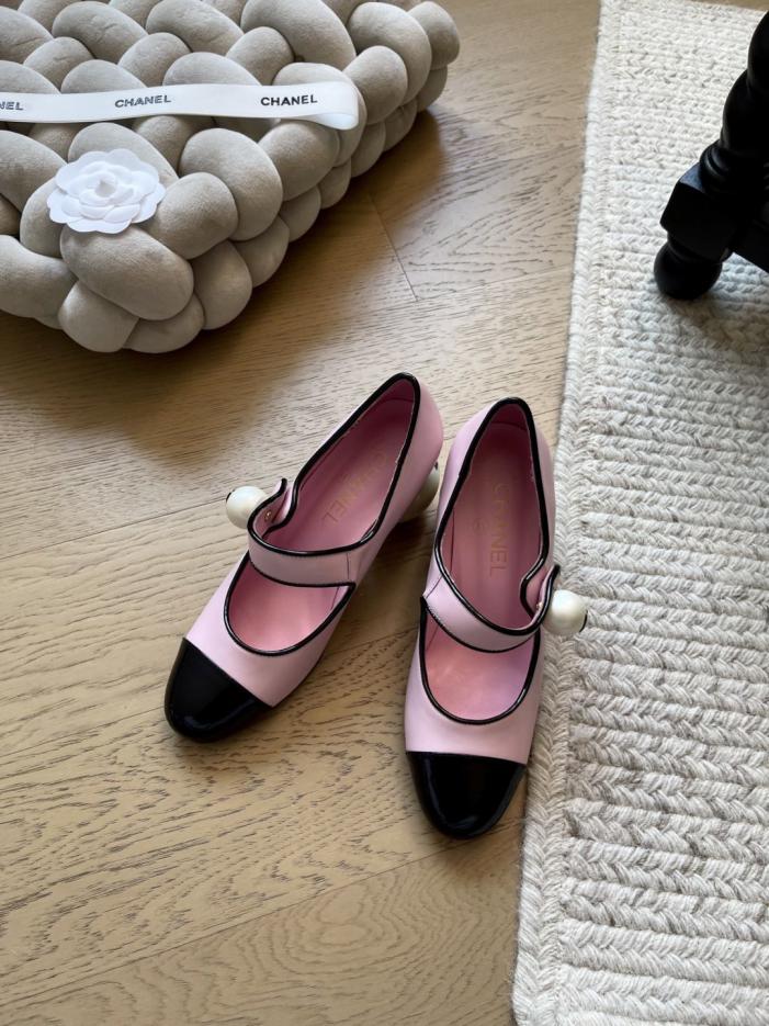 repliche,replica,perfette,siti di,affidabili,migliori siti,dove comprare,1:1,scarpe da ginnastica Scarpe Chanel Mary Jane con perle, versione di alta gamma (1TALQ) repliche,replica,perfette,siti di,affidabili,migliori siti,dove comprare,1:1,scarpe da ginnastica Scarpe Chanel Mary Jane con perle, versione di alta gamma (1TALQ)