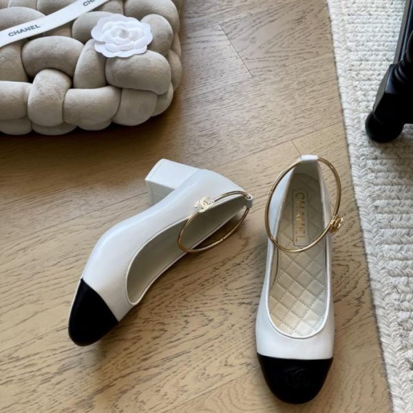 repliche,replica,perfette,siti di,affidabili,migliori siti,dove comprare,1:1,scarpe da ginnastica Le nuove scarpe Mary Jane di Chanel B, versione top di gamma (YT9YA)