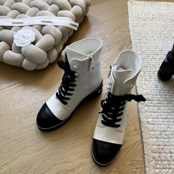 repliche,replica,perfette,siti di,affidabili,migliori siti,dove comprare,1:1,scarpe da ginnastica I nuovi stivaletti chunky di Chanel, versione top di gamma (GNNFJ)