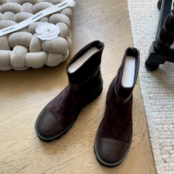 repliche,replica,perfette,siti di,affidabili,migliori siti,dove comprare,1:1,scarpe da ginnastica Stivaletti Chanel autunno/inverno, versione premium (CIVQU)