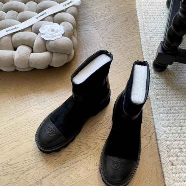 repliche,replica,perfette,siti di,affidabili,migliori siti,dove comprare,1:1,scarpe da ginnastica Stivaletti Chanel autunno/inverno, nuovi, versione di alta gamma (LRXH4)