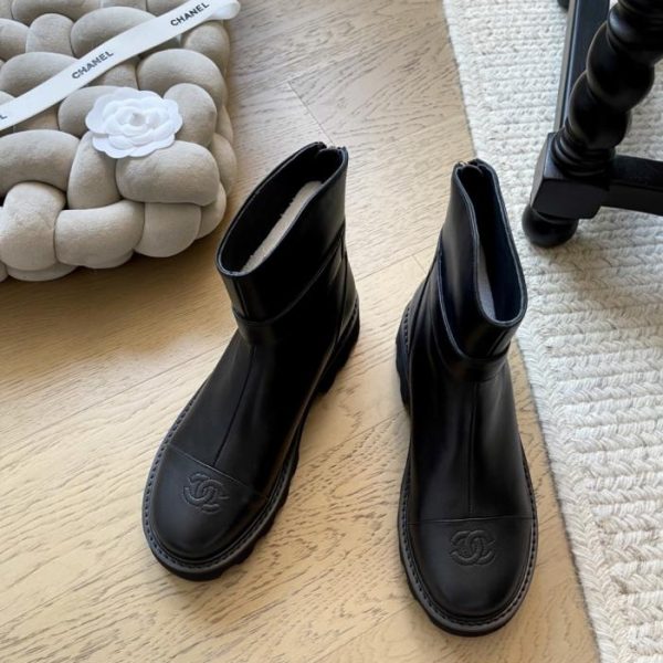 repliche,replica,perfette,siti di,affidabili,migliori siti,dove comprare,1:1,scarpe da ginnastica Stivaletti Chanel autunno/inverno, nuovi, versione di alta gamma (VLS6S)
