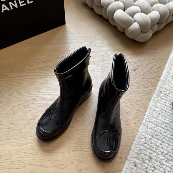 repliche,replica,perfette,siti di,affidabili,migliori siti,dove comprare,1:1,scarpe da ginnastica La nuova collezione Cambon di Chanel di stivali alla caviglia e al ginocchio, versione top di gamma (7TC3U)