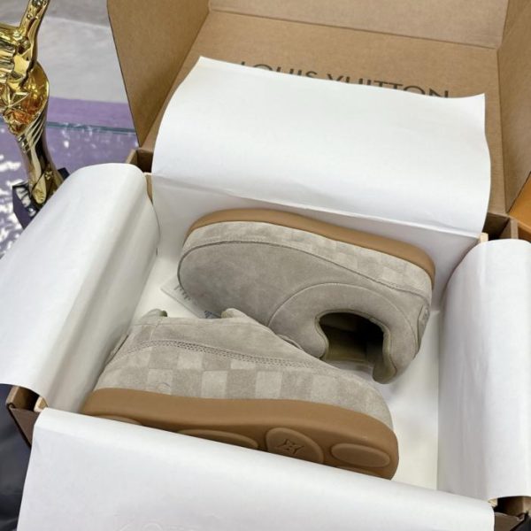 Scarpe Louis Vuitton x Nigo Yeti "Pudding" (KCM6T) - Stile di coppia