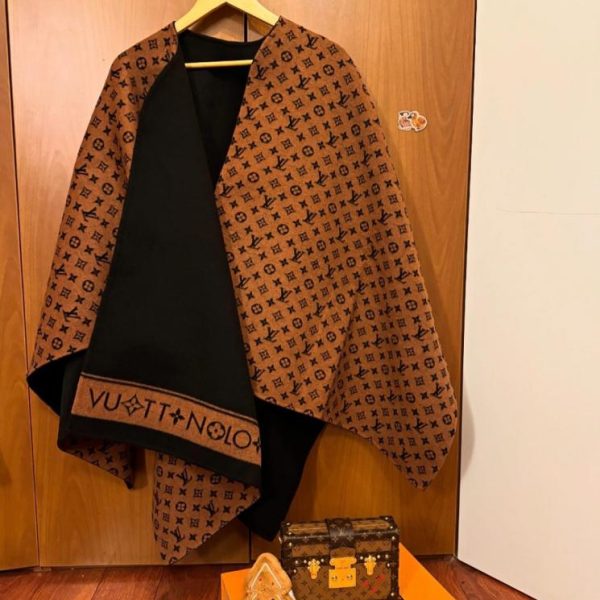 repliche,replica,perfette,siti di,affidabili,migliori siti,dove comprare,1:1,scarpe da ginnastica Mantella LV, misto lana e cashmere (FE59C)