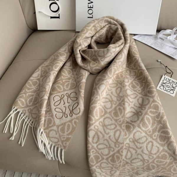 repliche,replica,perfette,siti di,affidabili,migliori siti,dove comprare,1:1,scarpe da ginnastica La nuova sciarpa unisex di Loewe (H3X9R)