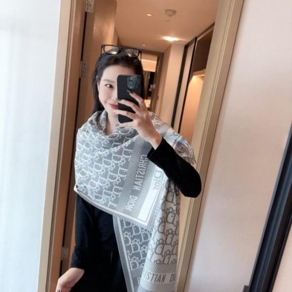 repliche,replica,perfette,siti di,affidabili,migliori siti,dove comprare,1:1,scarpe da ginnastica Sciarpa DIOR 100% cashmere (CH90Q)