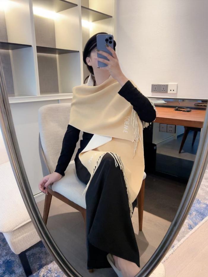 repliche,replica,perfette,siti di,affidabili,migliori siti,dove comprare,1:1,scarpe da ginnastica La nuova, meravigliosa sciarpa in mohair di Loewe (4T8VS) repliche,replica,perfette,siti di,affidabili,migliori siti,dove comprare,1:1,scarpe da ginnastica La nuova, meravigliosa sciarpa in mohair di Loewe (4T8VS)