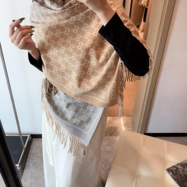 repliche,replica,perfette,siti di,affidabili,migliori siti,dove comprare,1:1,scarpe da ginnastica Sciarpa con motivo a doppia G del logo GUCCI (FQCXG)