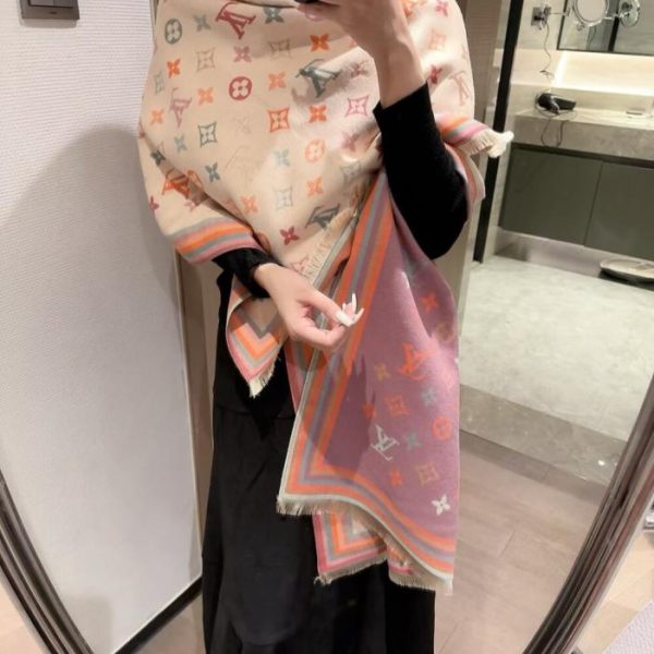 repliche,replica,perfette,siti di,affidabili,migliori siti,dove comprare,1:1,scarpe da ginnastica L’ultimo stile della boutique Louis Vuitton: sciarpa invernale Cruise in jacquard sottile (JEIMJ)