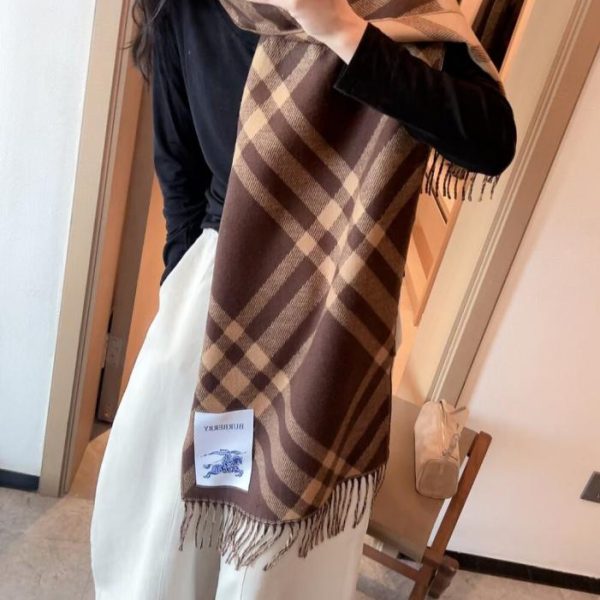 repliche,replica,perfette,siti di,affidabili,migliori siti,dove comprare,1:1,scarpe da ginnastica L’ultimo modello boutique di Burberry, sciarpa unisex in cashmere di seta di prima qualità al 100% (9JMMD)