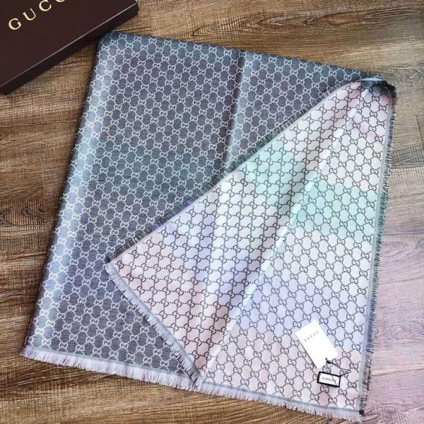 repliche,replica,perfette,siti di,affidabili,migliori siti,dove comprare,1:1,scarpe da ginnastica La nuova sciarpa quadrata di GUCCI (EXYO2)