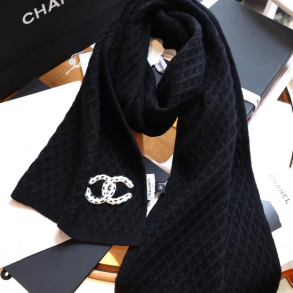 repliche,replica,perfette,siti di,affidabili,migliori siti,dove comprare,1:1,scarpe da ginnastica Sciarpa CHANEL in maglia nera, novità, con logo a rombi (3KEWK)