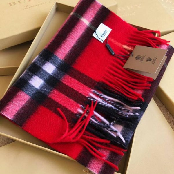 repliche,replica,perfette,siti di,affidabili,migliori siti,dove comprare,1:1,scarpe da ginnastica Sciarpa classica in cashmere a quadri con motivo a onde profonde Burberry rosso brillante (0EYQC)