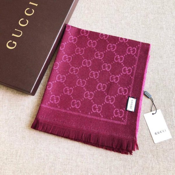 repliche,replica,perfette,siti di,affidabili,migliori siti,dove comprare,1:1,scarpe da ginnastica Sciarpa GUCCI in jacquard 100% lana con motivo Double G (ECJ2J)