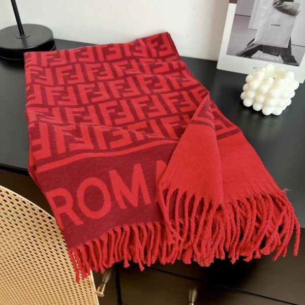 repliche,replica,perfette,siti di,affidabili,migliori siti,dove comprare,1:1,scarpe da ginnastica Sciarpa FENDI (K4KFE)