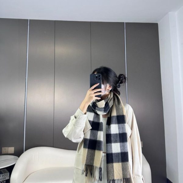 Sciarpa classica in cashmere a quadri Burberry (L94FJ)